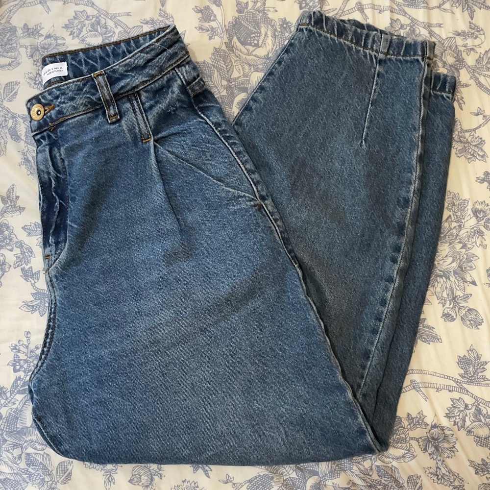 Zara Balloon Jeans